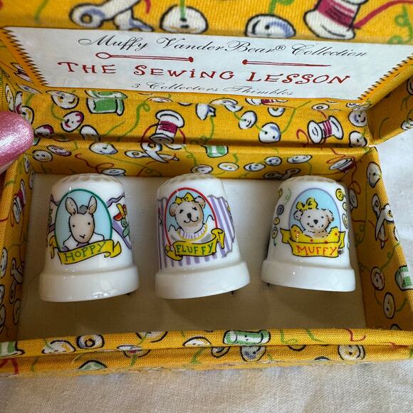 Muffy Vander Bear Thimbles Collectible Set of 3 Porcelain The Sewing Lesson NIB - Picture 6 of 8